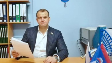 Photo of Муниципальный депутат от Единой России оставил деньги в бардачке автомобиля на радость преступникам