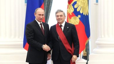 Photo of Научный руководитель дочки Путина владеет землями на Рублевке. В декларации указаны не в