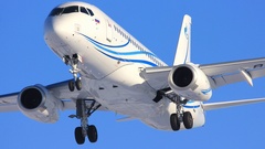 Photo of Эксперт оценил идею «удлинить» российский самолет Sukhoi SuperJet 100