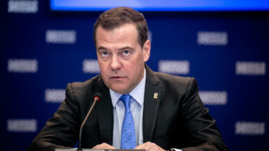 Photo of Медведев поручил готовиться к отказу Европы от российской нефти
