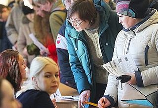 Photo of Еще 1,5 млн безработных: Дырку вам от бублика, а не зарплату