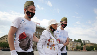 Photo of «Волонтеры Победы», активно критиковавшие Навального, получили от государства 80 млн